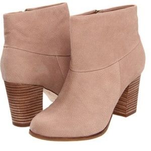 Cole Haan Cassidy Booties sz 9 Maple Sugar Nubuck